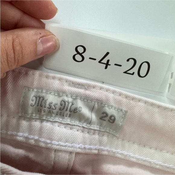 Miss Me Soft Pink Jeans - Picture 3 of 8